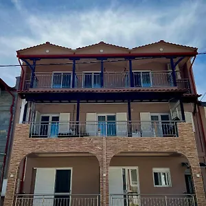 House Kiratsi Apartament